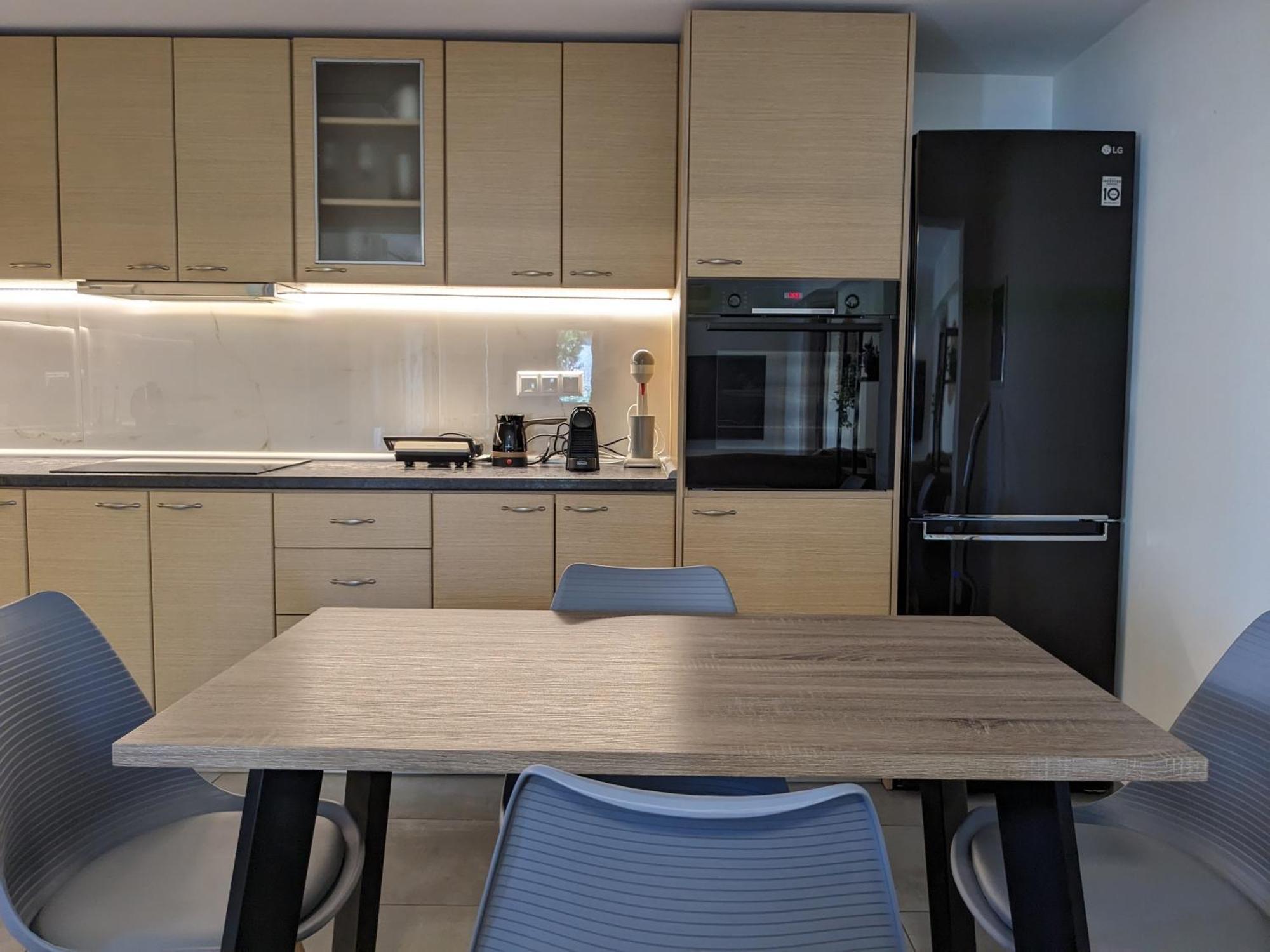 Ethos Apartment Néa Péramos Bagian luar foto